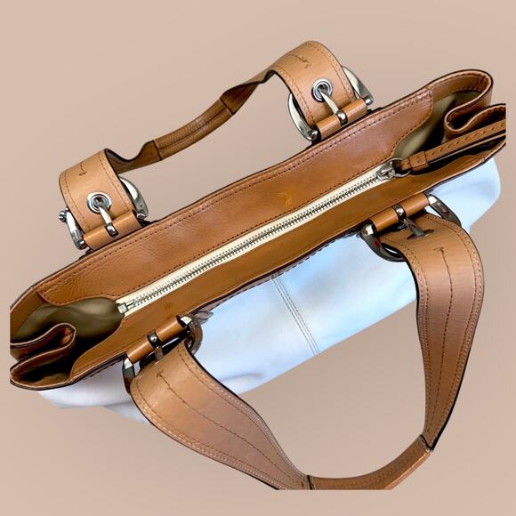 Coach Y2K Leather Soho Tote Shoulder Bag Double Handle Buckled Pleated Ivory Tan - Picture 4 of 14